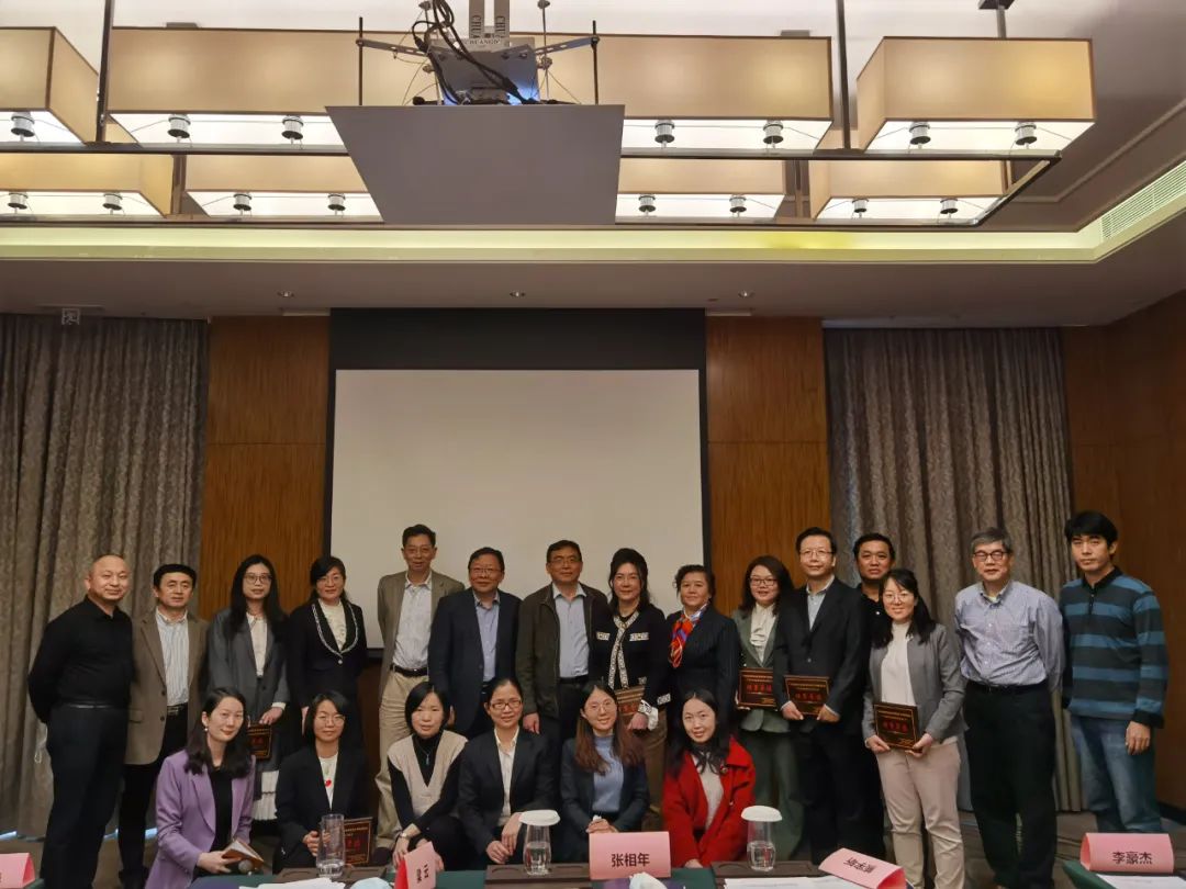 廣州市新發(fā)傳染病疫苗研發(fā)技術(shù)創(chuàng)新促進(jìn)會(huì)昨日成立，博濟(jì)醫(yī)藥董事長王廷春榮膺首任會(huì)長！