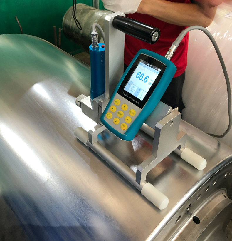 熱處理后產(chǎn)品的滲碳硬度進行全檢